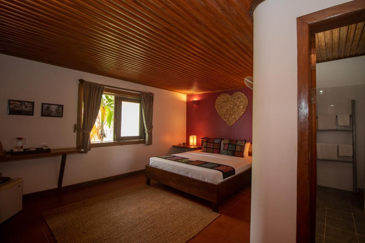 Tara Lodge Haven Of Peace Kep Esterno foto